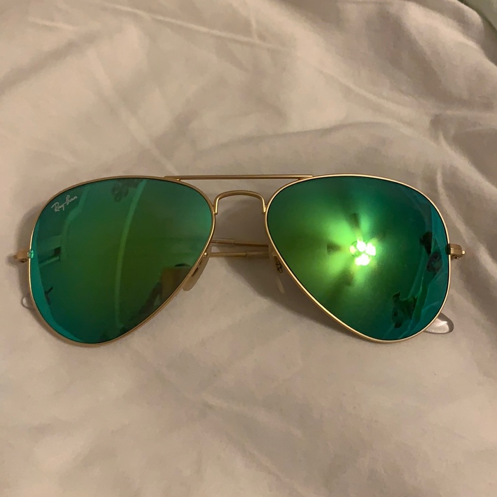 Green flash aviators